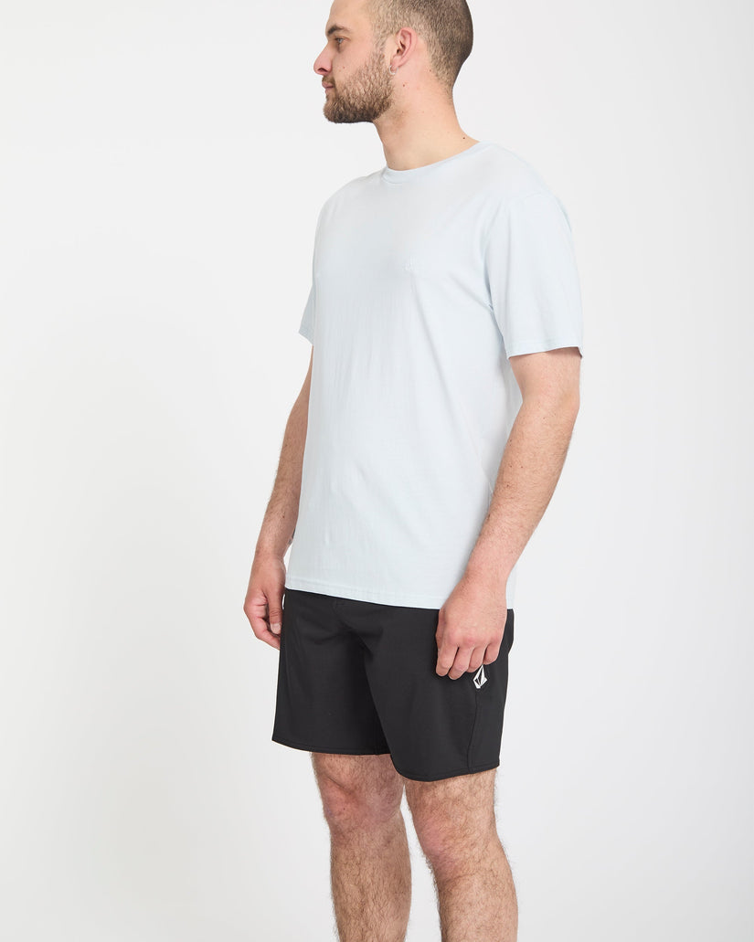 Lido Solid Mod 18" Boardshorts - Black