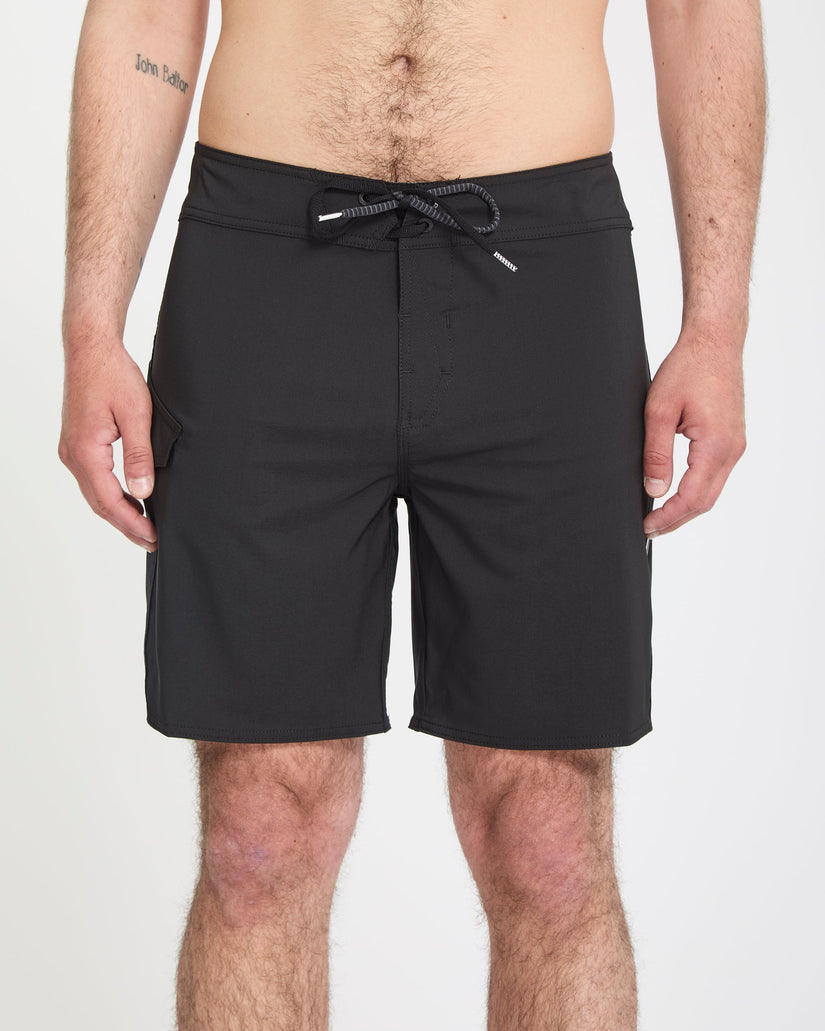 Lido Solid Mod 18" Boardshorts - Black