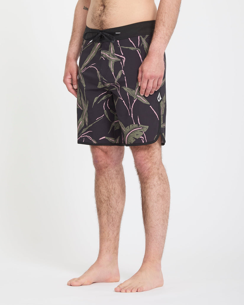 Encounter Scallop Mod 19" Boardshorts - Black