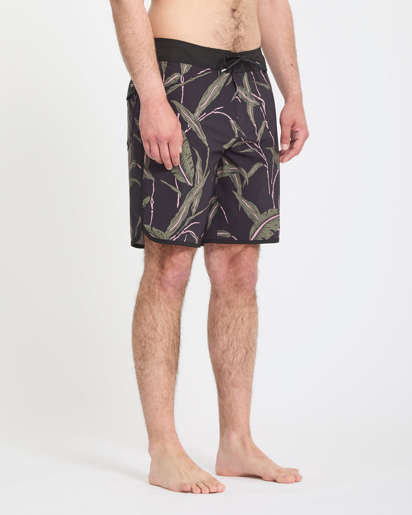 Encounter Scallop Mod 19" Boardshorts - Black