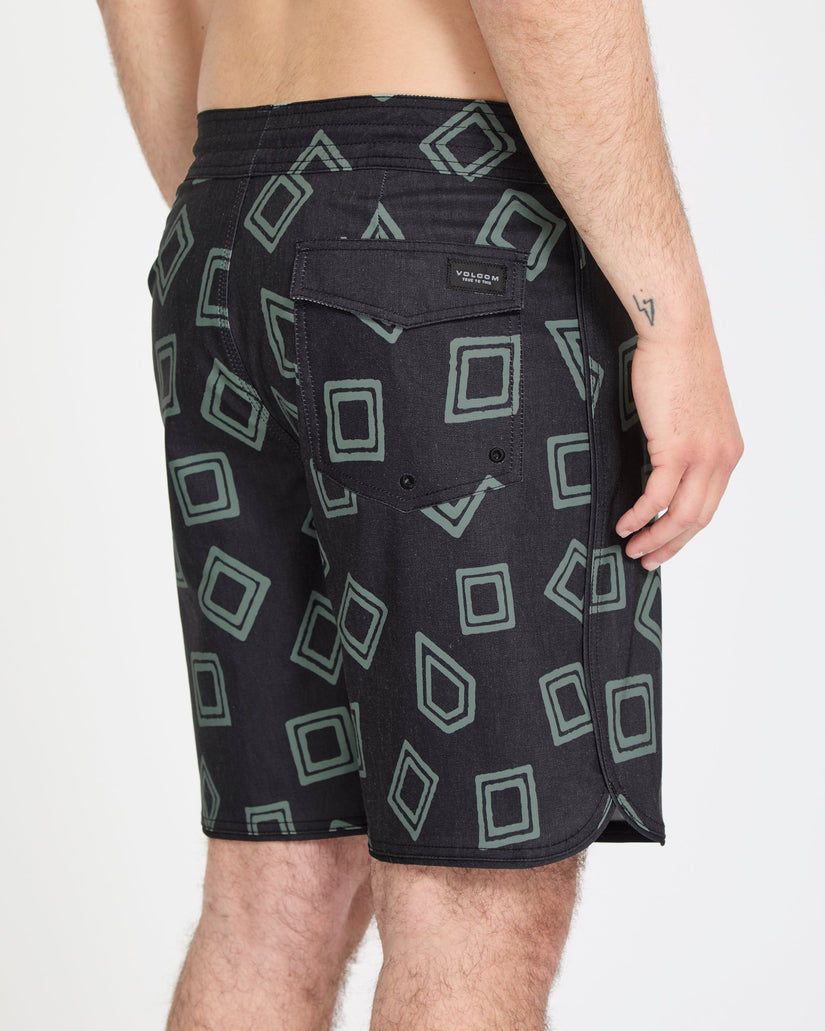 Contact Scallop Stoney 19" Boardshorts - Black
