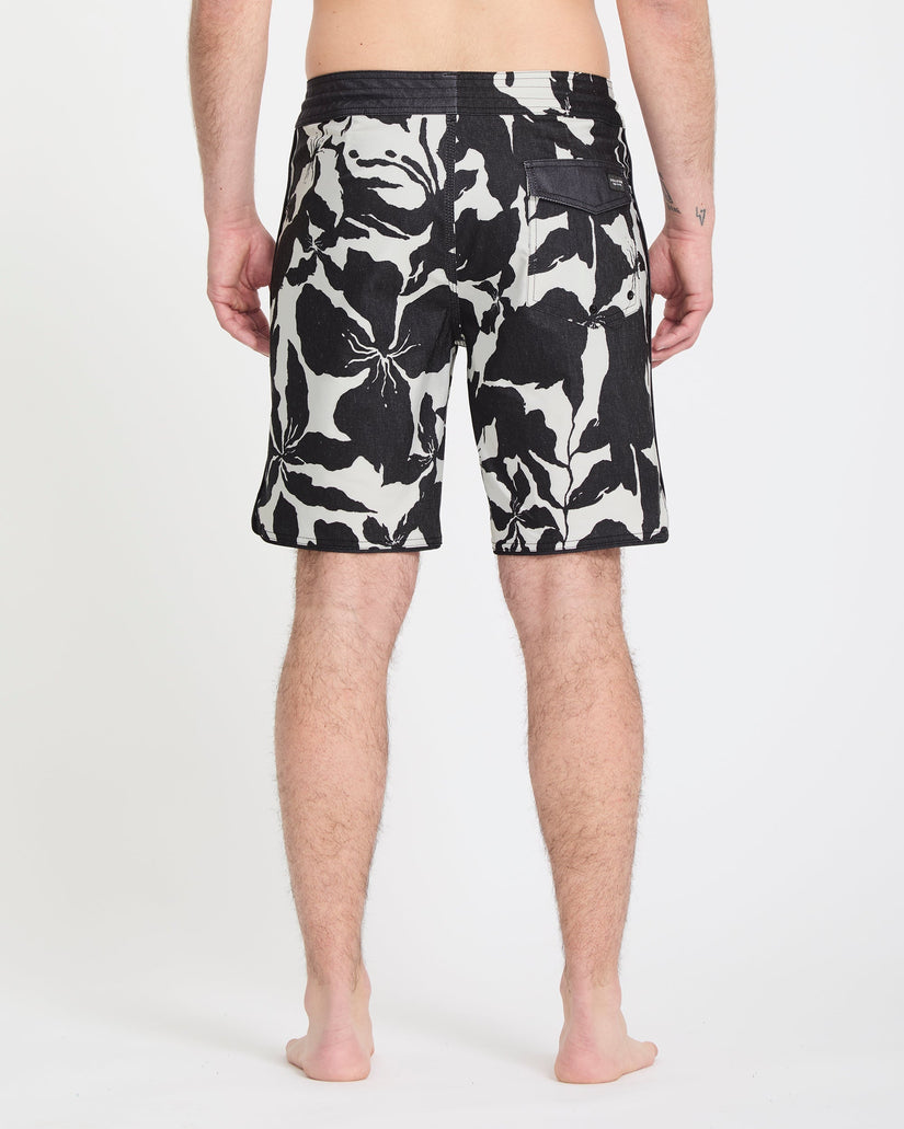Contact Scallop Stoney 19" Boardshorts - Off White