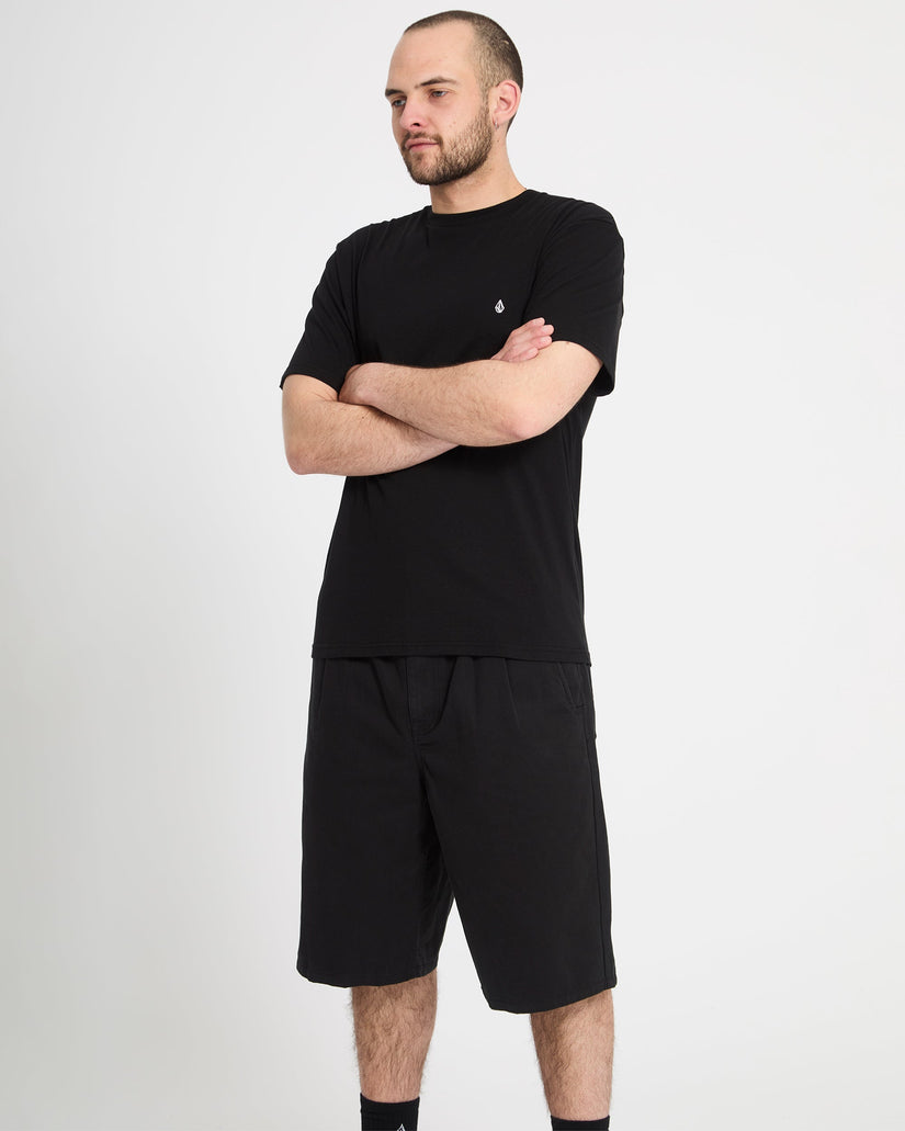 Chillow Pleat 24" Elasticated Waist Chino Shorts - Black