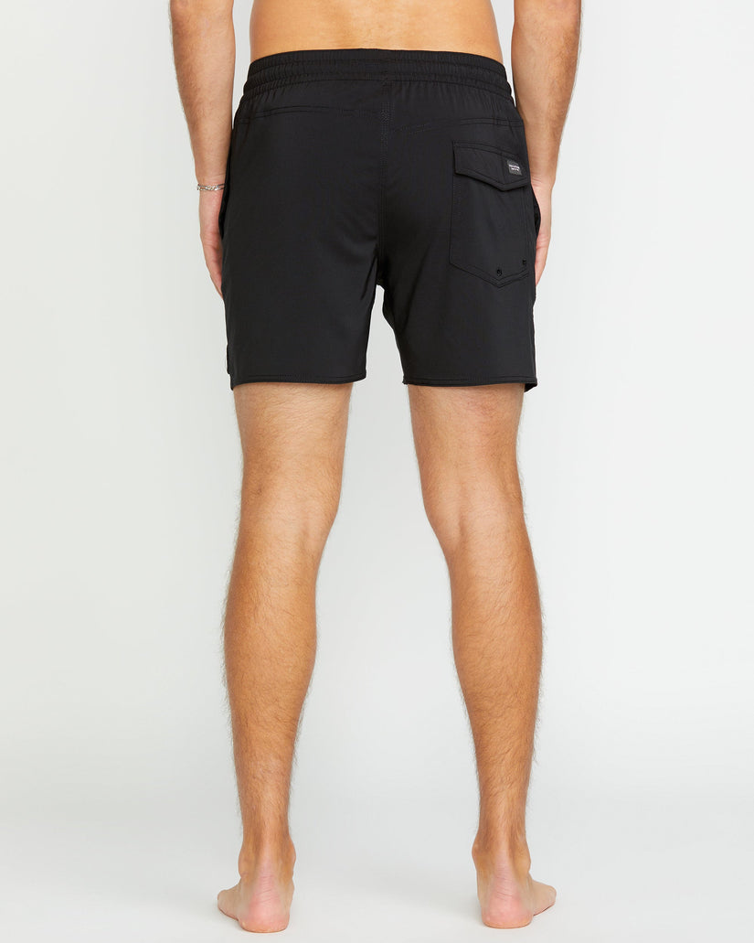 Lido Solid Trunk 16" Boardshorts - Black