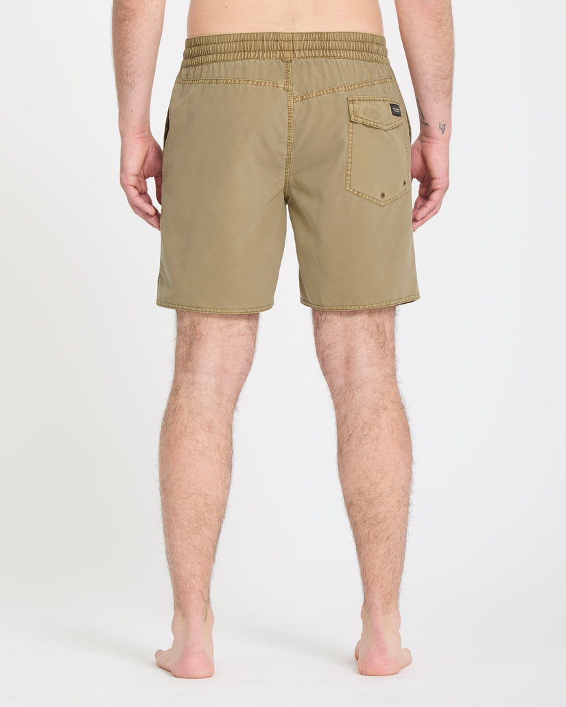 Center Trunk 17" Boardshorts - Desert