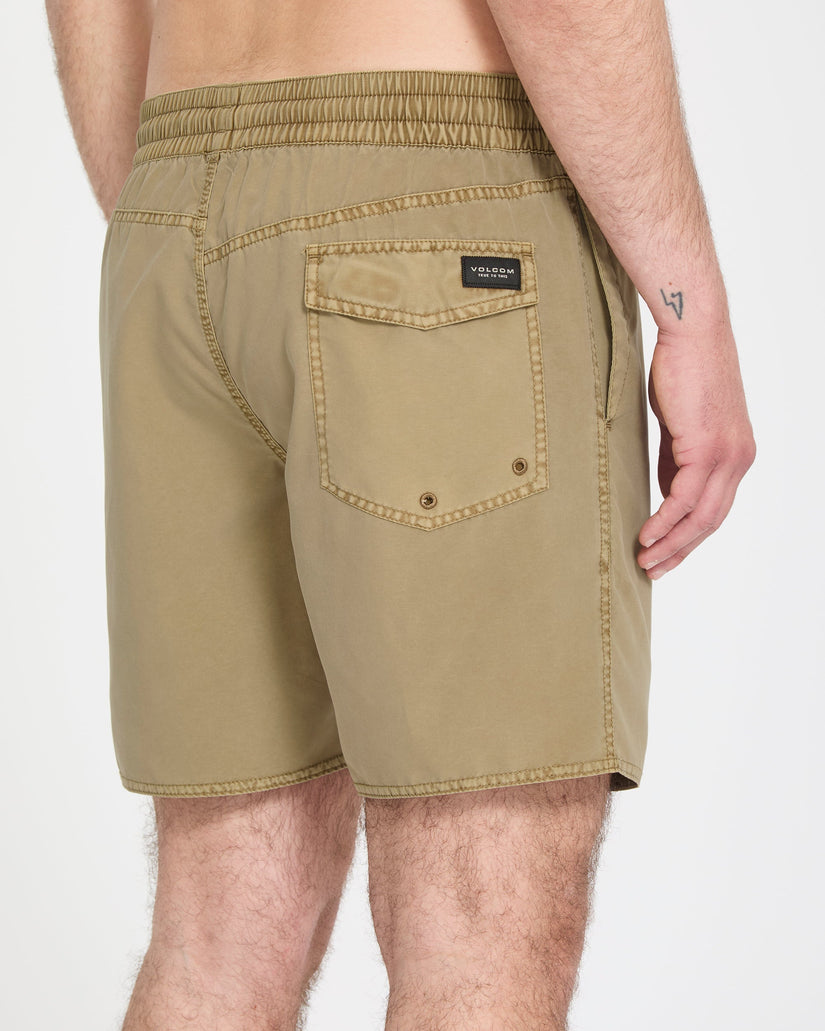 Center Trunk 17" Boardshorts - Desert