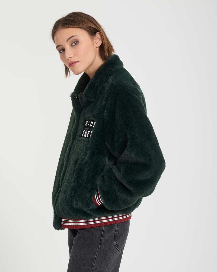 Ozzy Jacke - Scarab